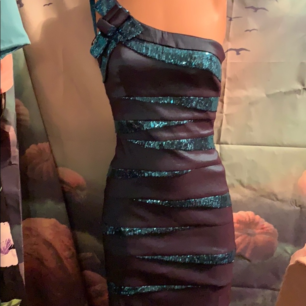 Inspire Me size 3 junior turquoise sequins